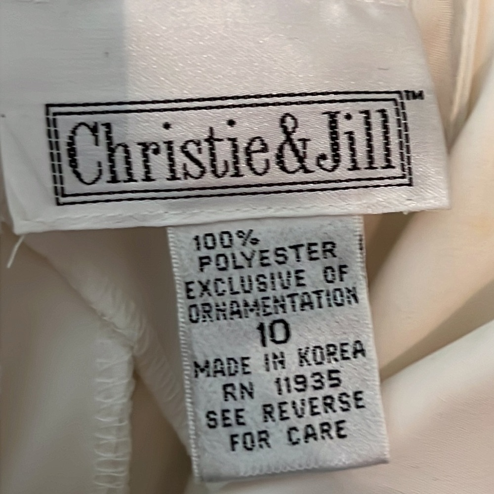 Lace Inset Ivory Blouse - Picture 8 of 9